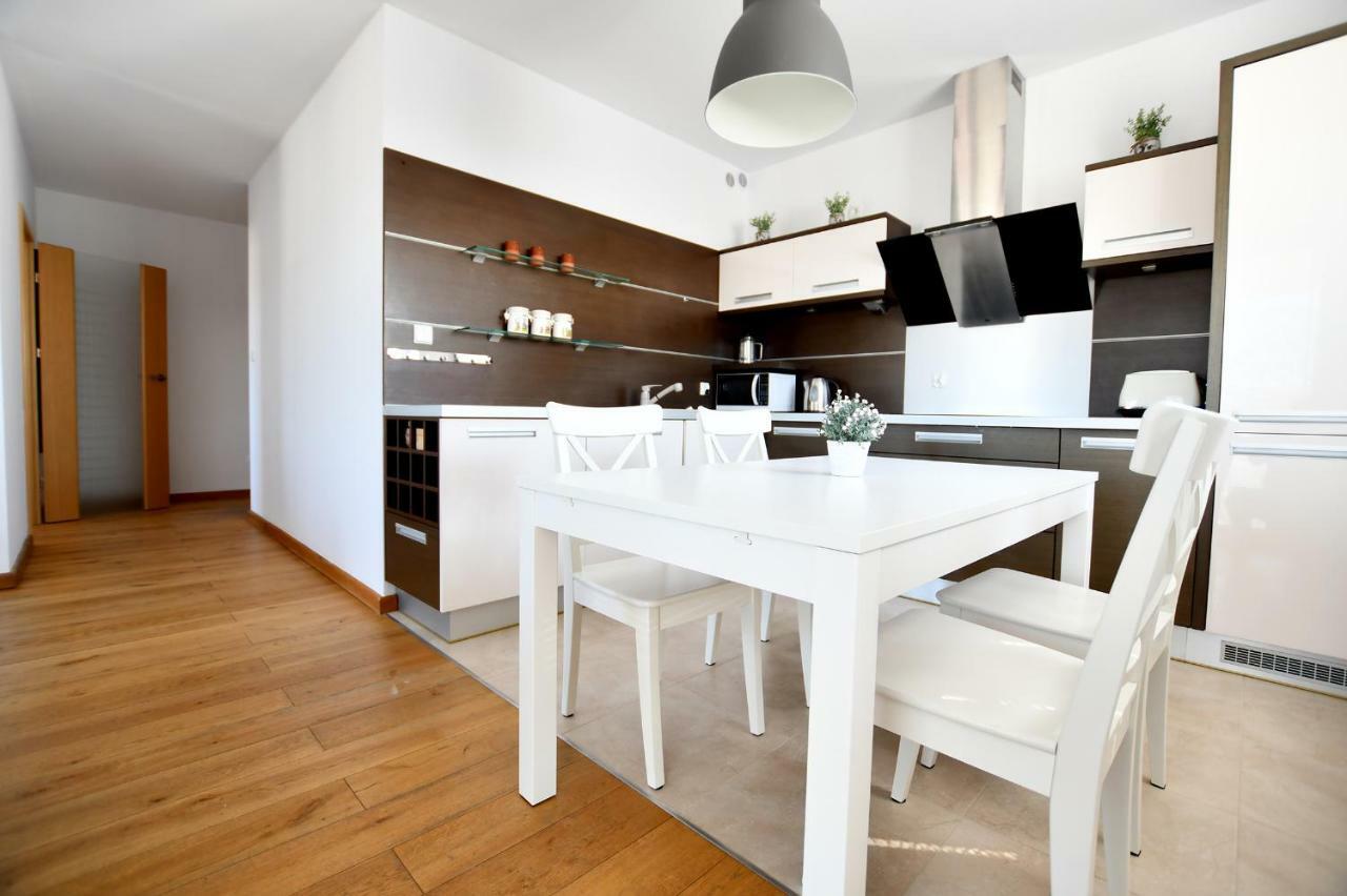 קולובז'ג Apartamenty Navigator-Portowa 28 מראה חיצוני תמונה